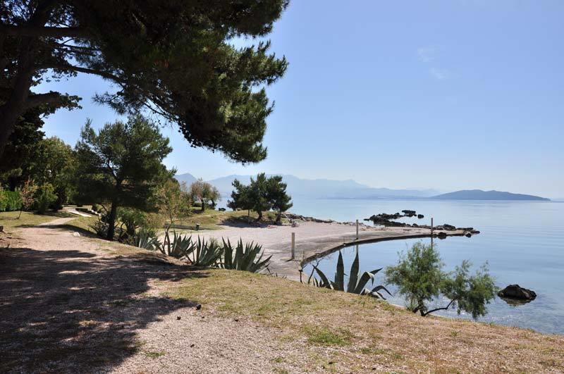 Apartments Zizic Kastela Exterior photo
