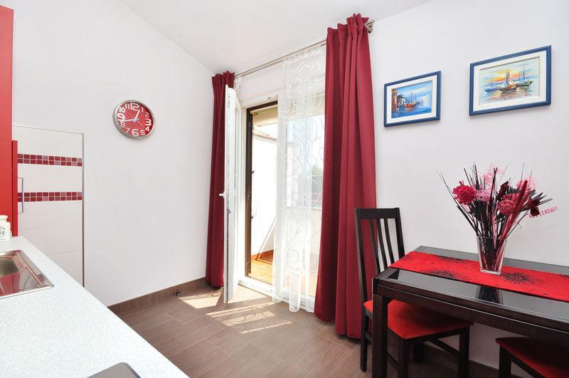 Apartments Zizic Kastela Room photo