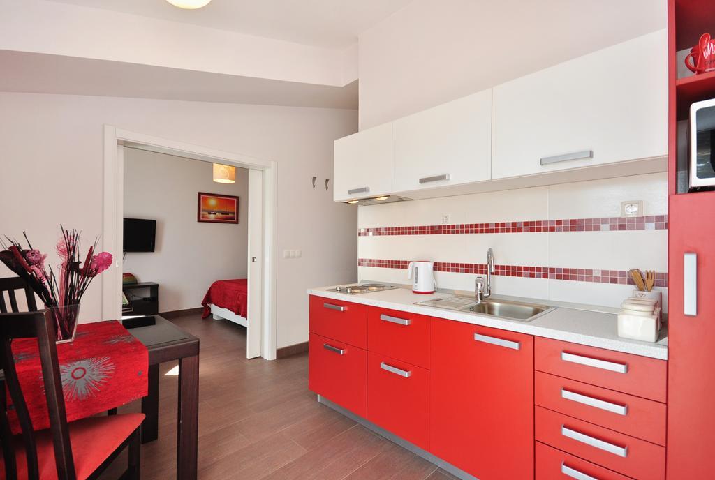 Apartments Zizic Kastela Room photo